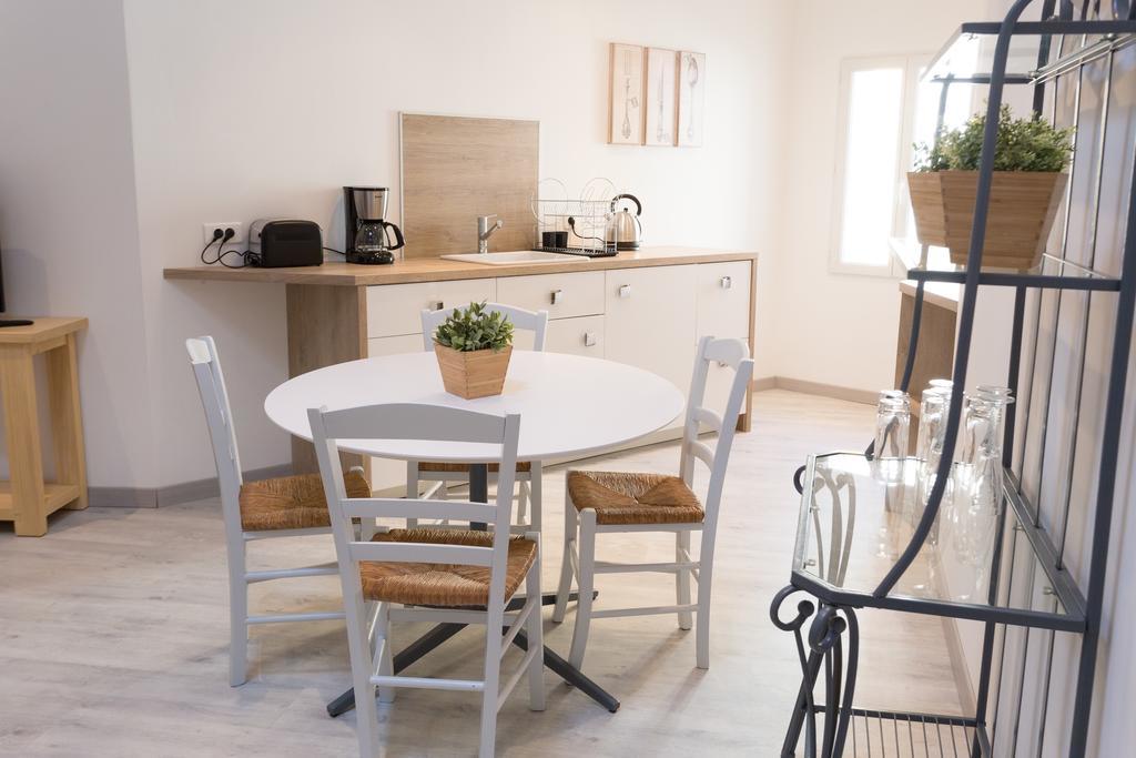 Ferienwohnung Grand Studio Republique LʼIsle-sur-la-Sorgue Exterior foto